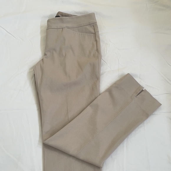 Elie Tahari Khaki pants Size 8 - Picture 1 of 11